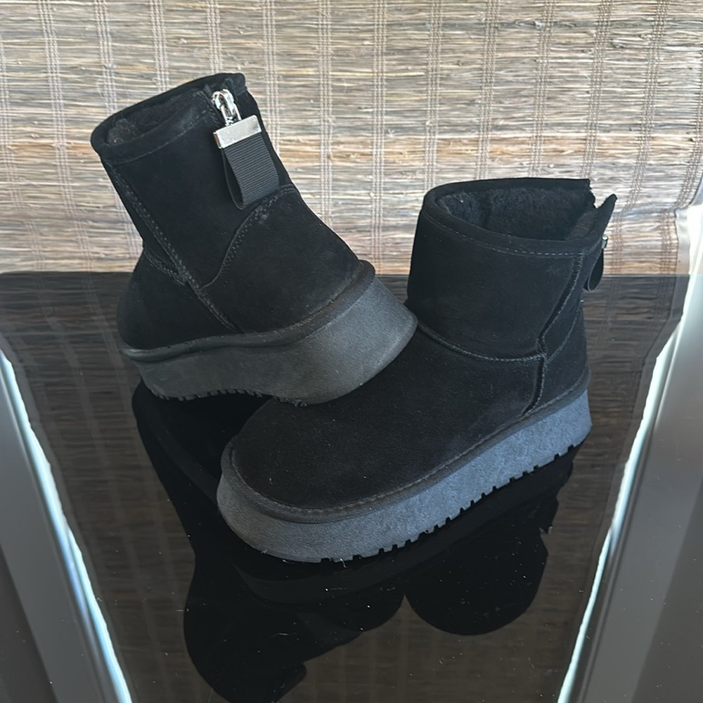 LONZA Black Bear Boot size 8